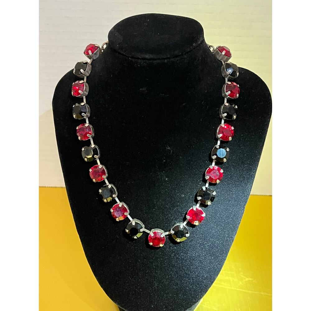 Mariana red and black crystal necklace